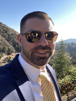 Dustin, 37