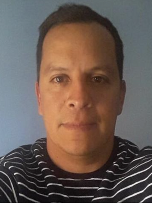 Antonio, 44