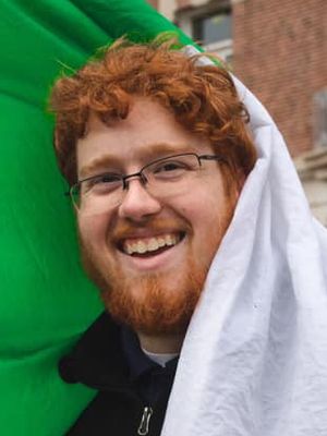 Eddie, 27
