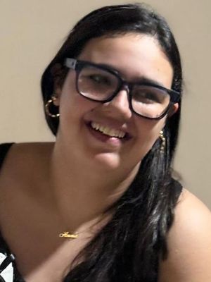 Anna, 23