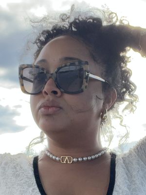 Lari, 36