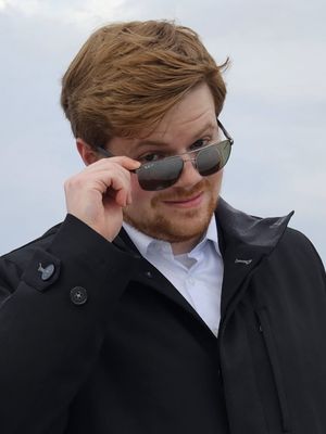 Ben, 27