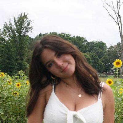 Madeline, 19