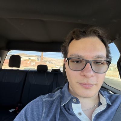Axel, 23