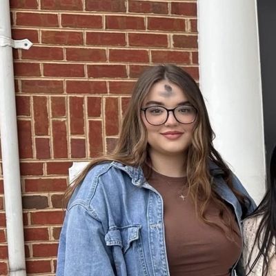 Rachel, 22