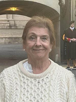 Joann, 76