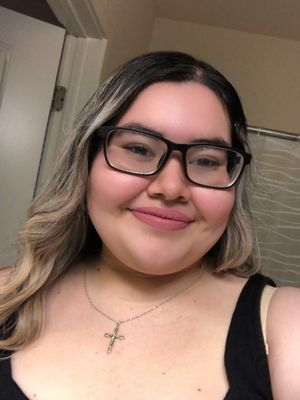 Mariana, 24