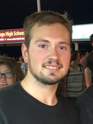 Stosh, 29