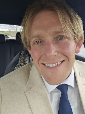 Joe, 34
