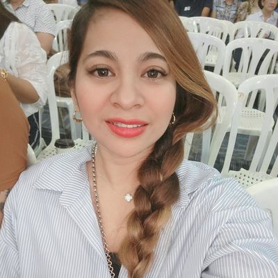 Michelle, 43