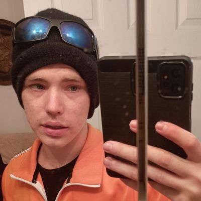 Connor, 24