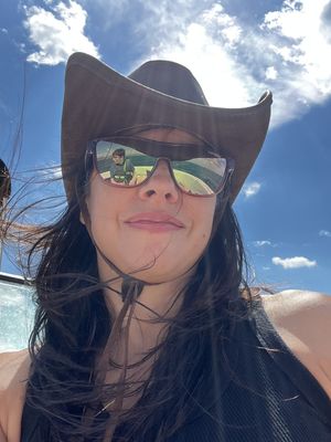 Natalia, 48