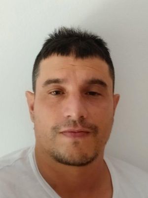 Lorenzo, 41