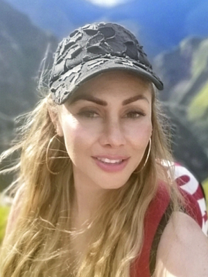 Lena, 49