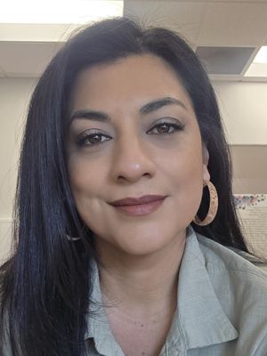 Rocio, 46