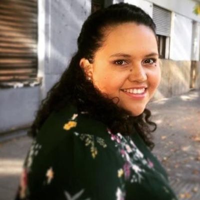 Lucia, 43