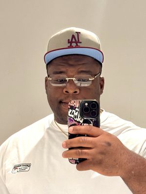 Benjamin, 30