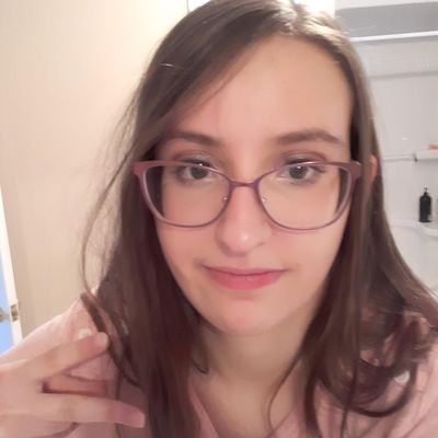 Lucy, 26