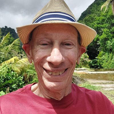 Tom, 77