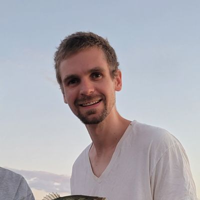 Dylan, 34
