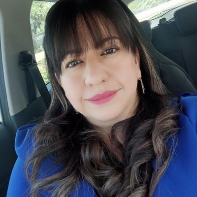 Anna, 38