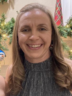 Tiffany, 43