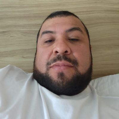 Gustavo, 40