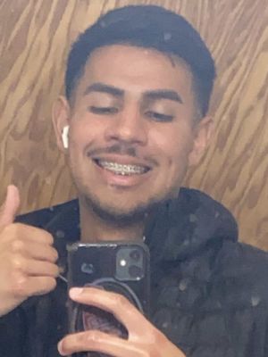 Jose, 21
