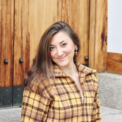 Teri, 29