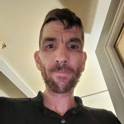 Billy, 47