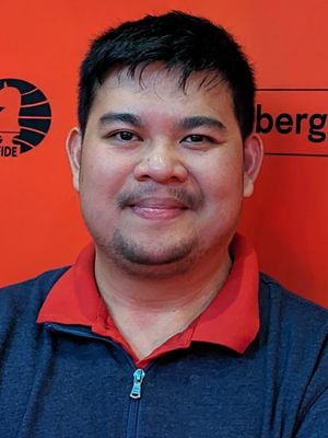 Ralph, 32