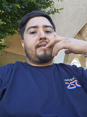 Alexis, 30