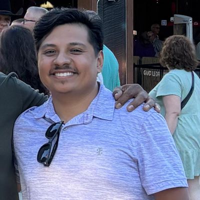 Pablo, 27