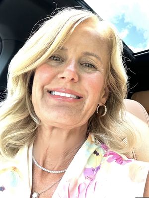 Kristy, 53