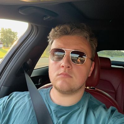 Andrew, 25