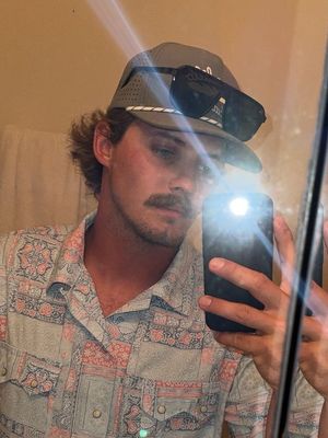 Brennen, 25