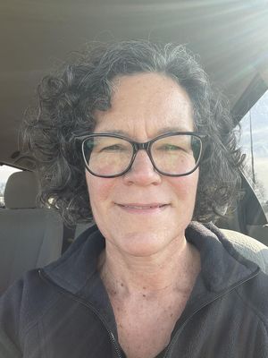 Carolyn, 52