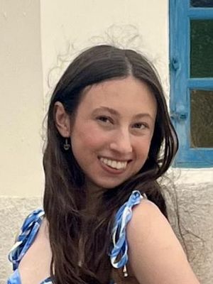 Kate, 20