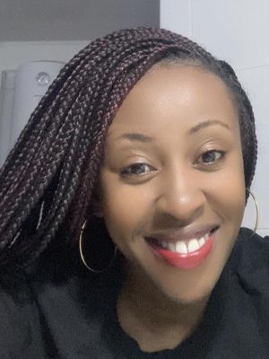 Dina, 30