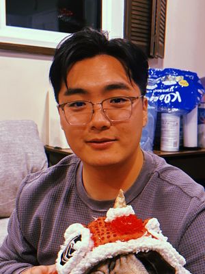 Julian, 25