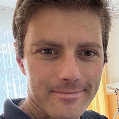 Giovanni, 39