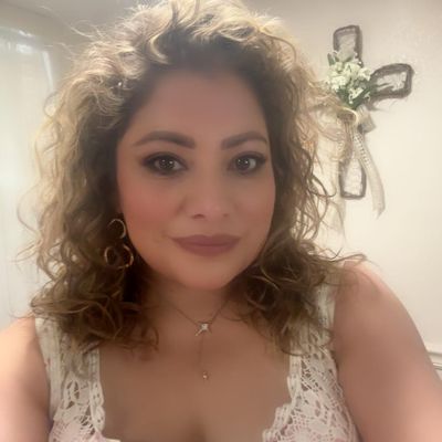 Rebecca, 47