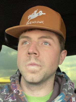Logan, 24