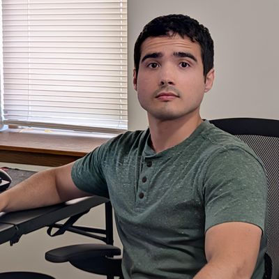 Giovanni, 28