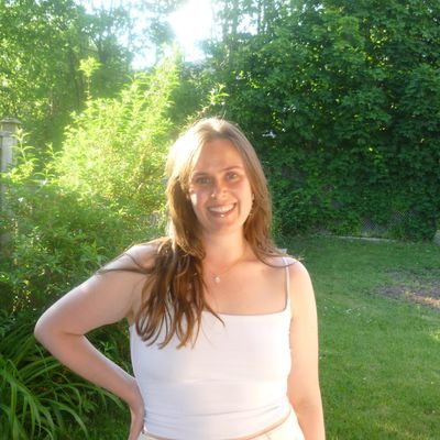 Gloria, 26