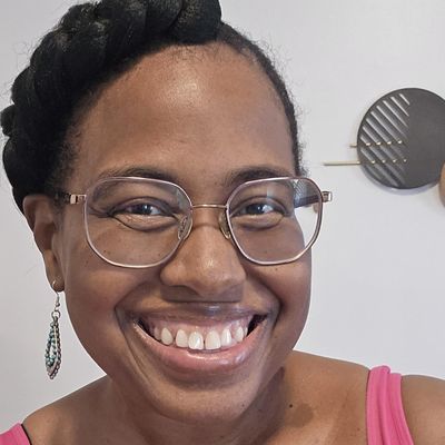 Josie, 42
