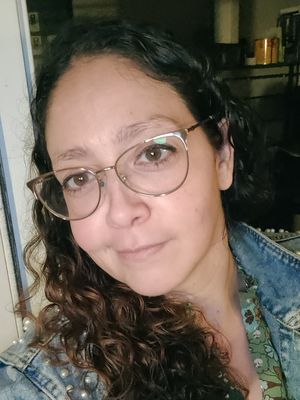 Alejandra, 40