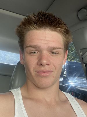 Angelo, 19