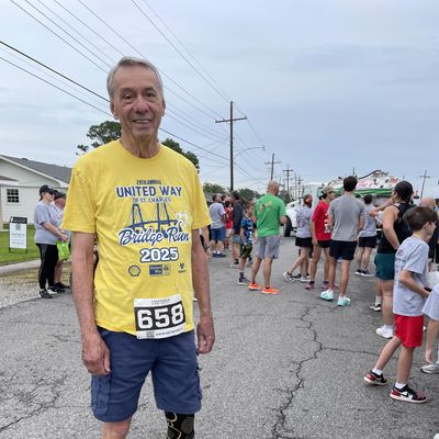 Charlie, 80