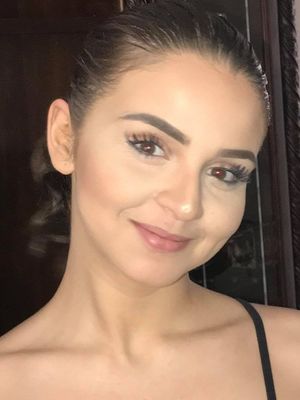 Noure, 26